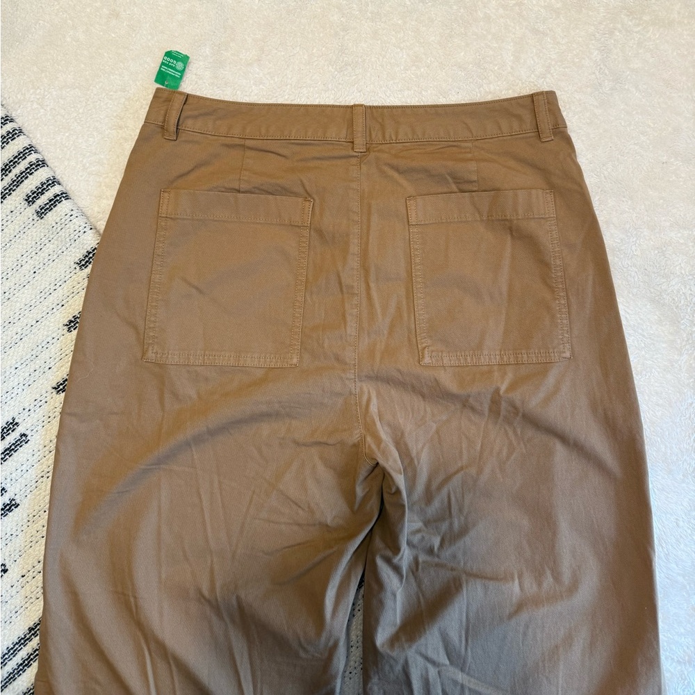 Women's Tan Wide-Leg khakis - Picture 6 of 6